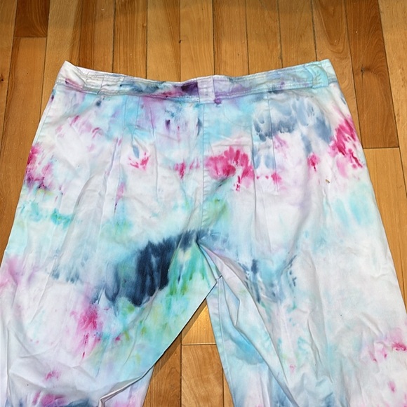 Tye dye Capris - Picture 4 of 5